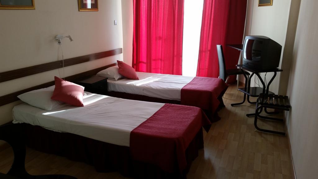 Sylva Hotel Limassol Kültér fotó