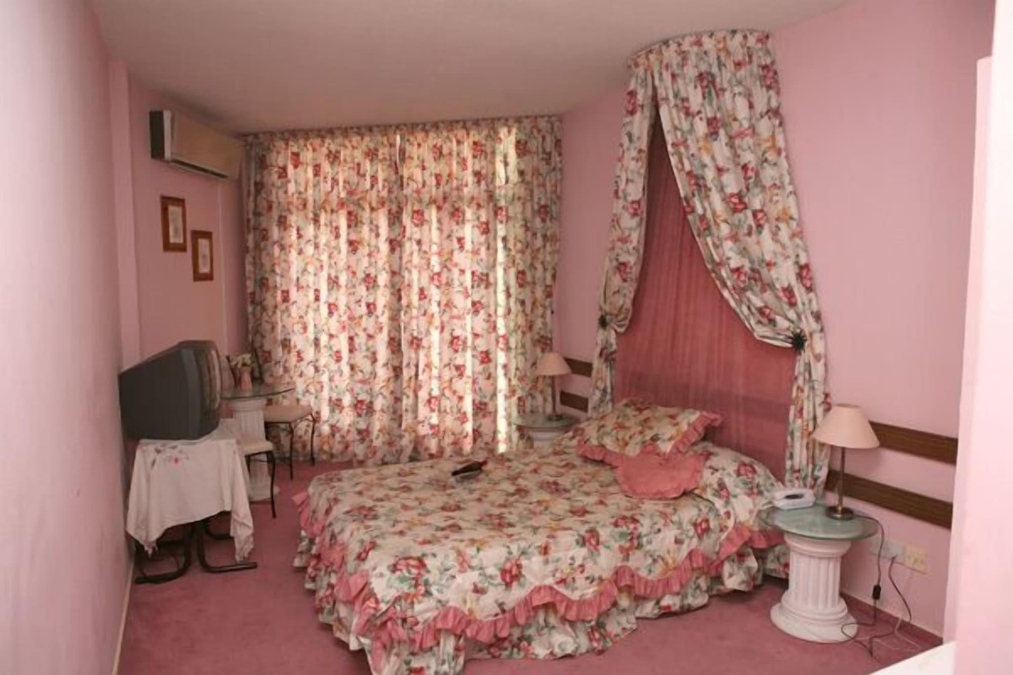 Sylva Hotel Limassol Kültér fotó