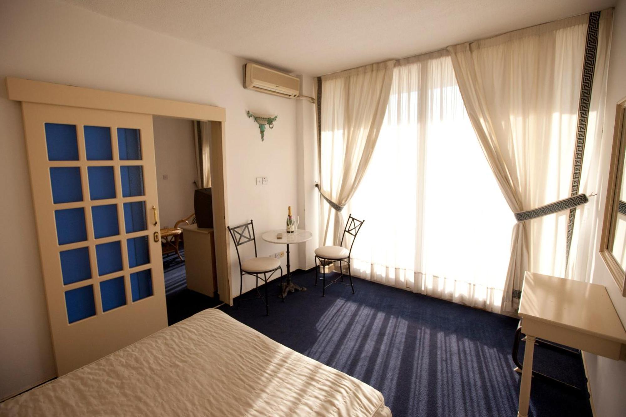 Sylva Hotel Limassol Kültér fotó